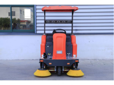 巴曼掃地機(jī)RS140清掃寬度1400mm 巴曼掃地機(jī)RS140清掃寬度1400mm