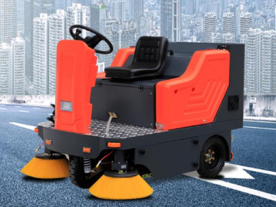 巴曼掃地機(jī)RS140清掃寬度1400mm 巴曼掃地機(jī)RS140清掃寬度1400mm