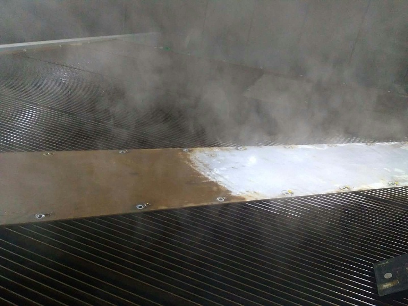 蒸汽清洗金屬表面油污實際效果